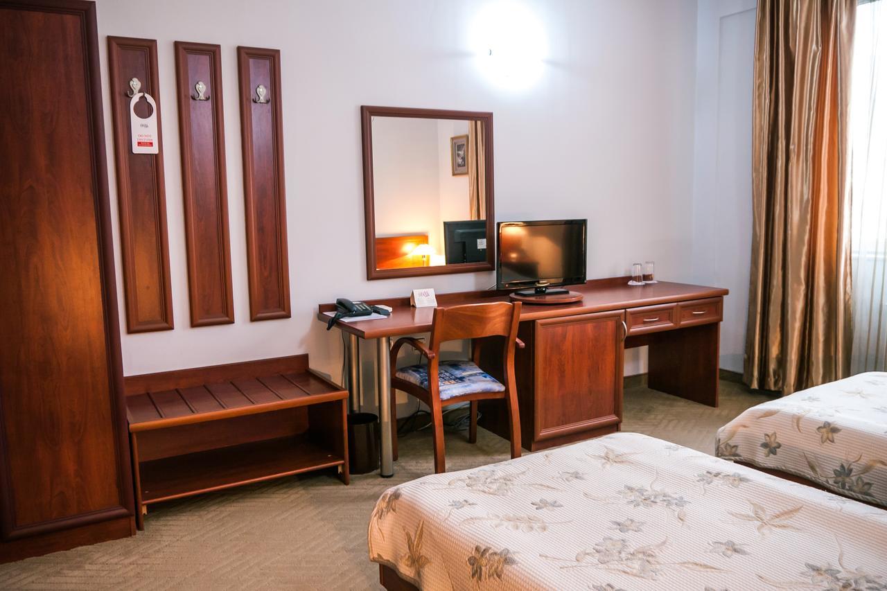 Diana Palace Yambol Buitenkant foto